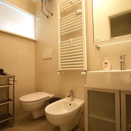 San Lorenzo House * Rome